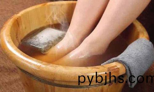 泡腳的好處(chu)